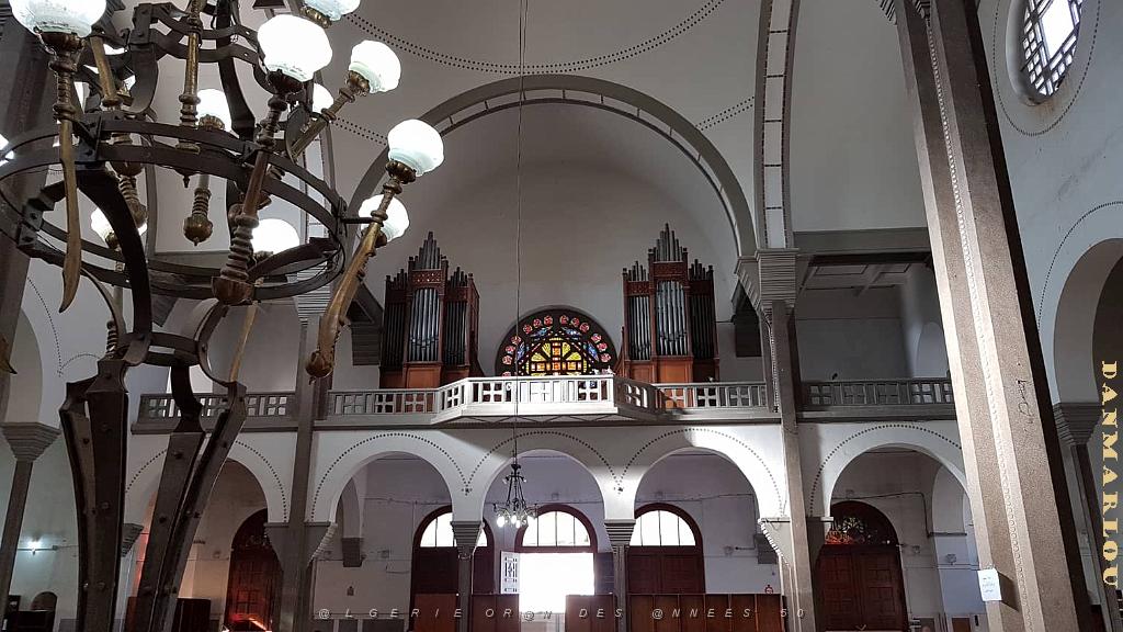 ORAN LA CATHEDRALE INTERIEUR 6D.jpg